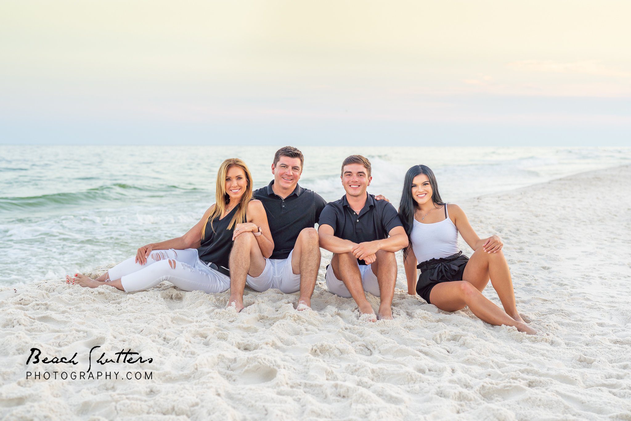 family beach portraits of Monica Aldama